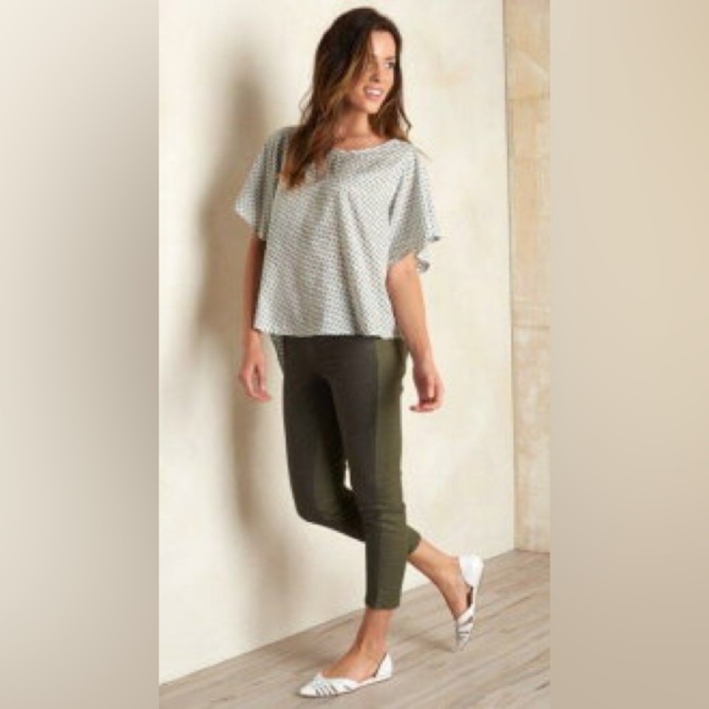 Prana olive cropped jeans! EUC!